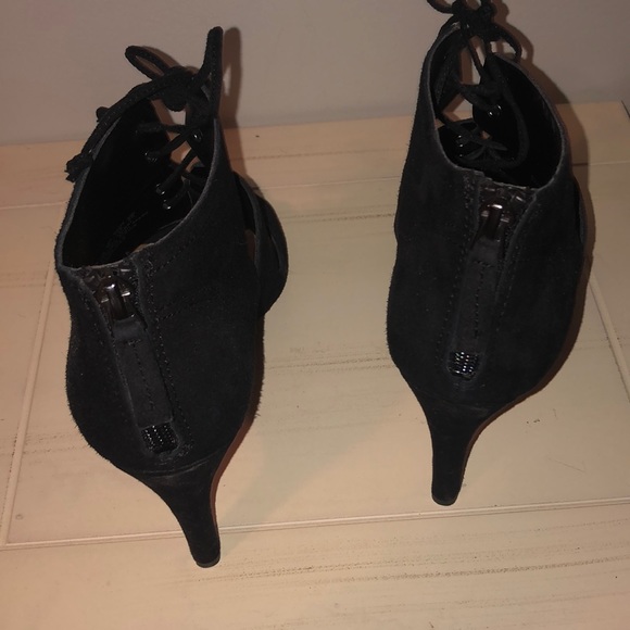 Franco Sarto cutout Open toe booties! ⚡️💥 - Picture 3 of 5